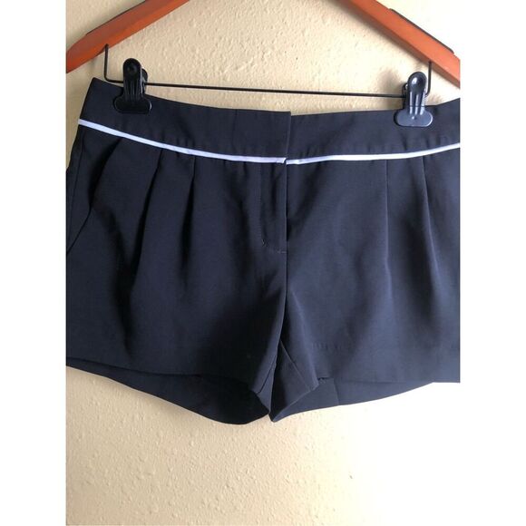 EXPRESS Formal Dress Mini Shorts Womens Black and White Hand Pockets Size 4 - Picture 2 of 11